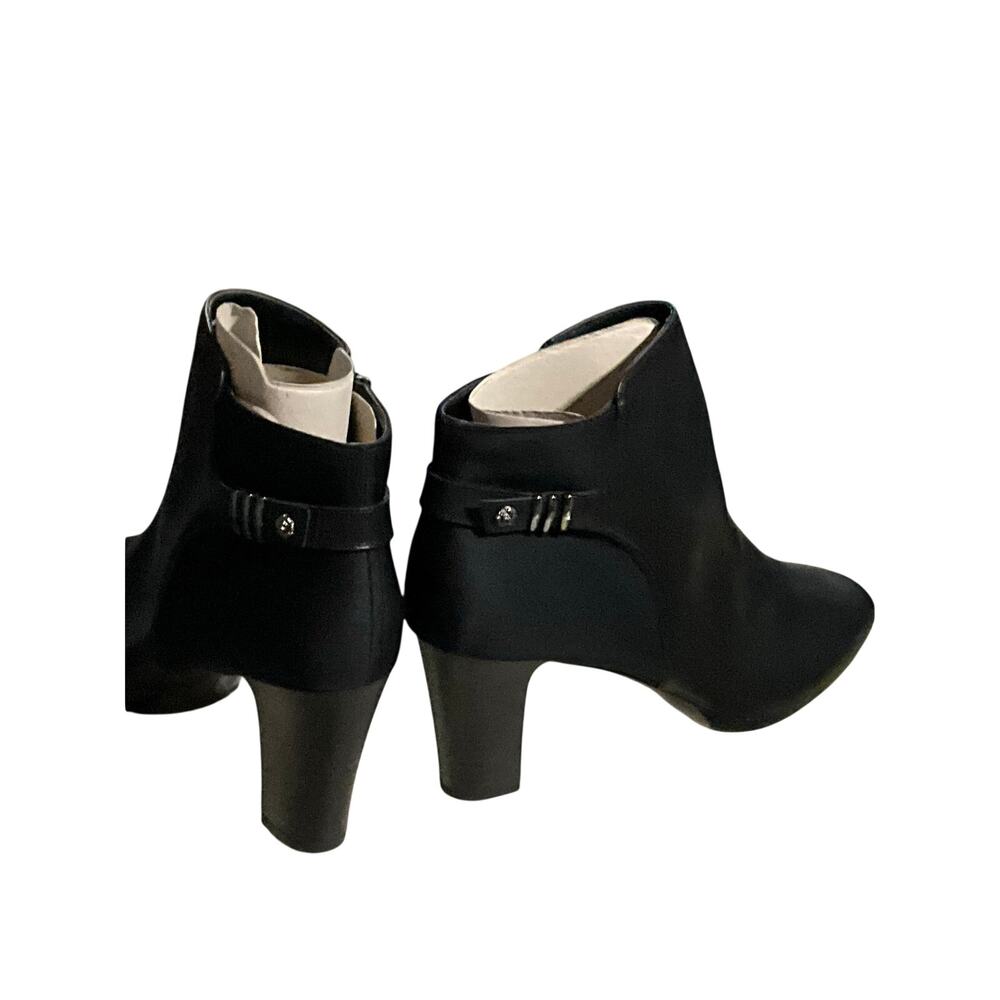 Anne Klein Black Leather Heeled Ankle Bootie Almond Toe Office Siren NIB 9M